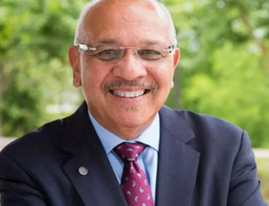 Senator-Victor-Torres