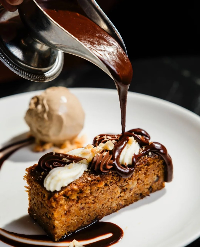 Fall In Love Again At The 10 Most Romantic Restaurants In Tampa